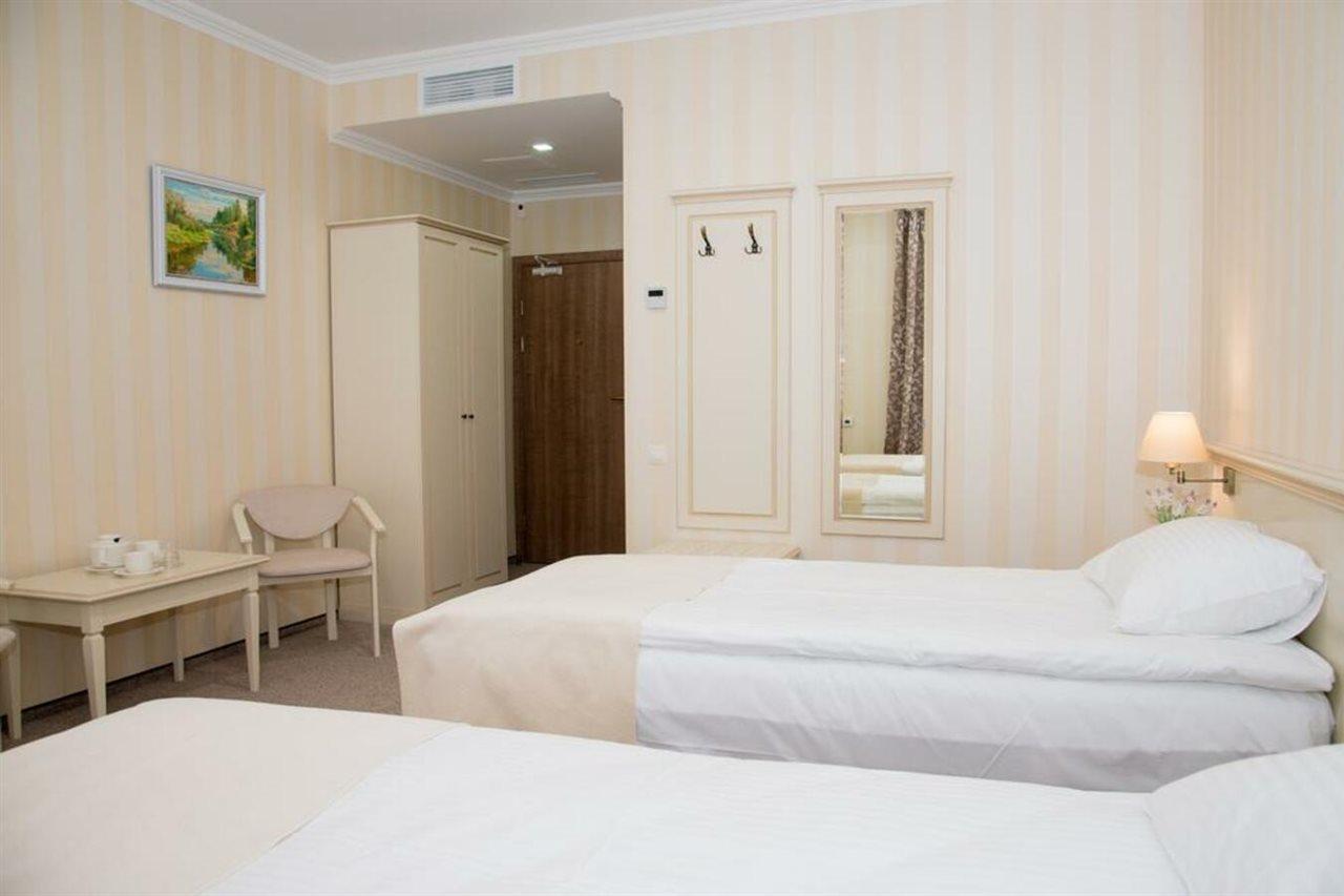 Pletnevskiy Inn Kharkiv Extérieur photo