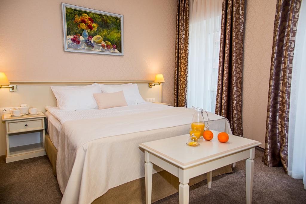 Pletnevskiy Inn Kharkiv Extérieur photo