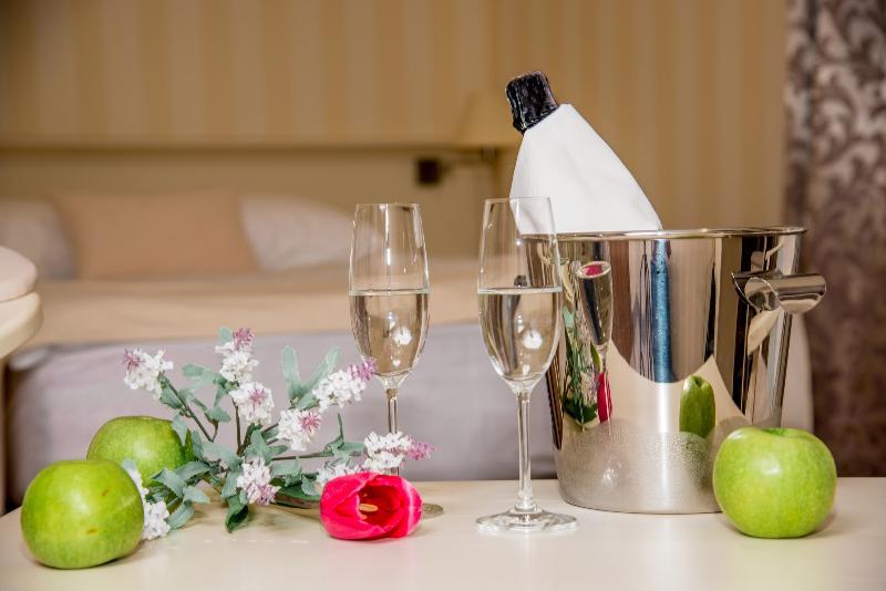 Pletnevskiy Inn Kharkiv Extérieur photo